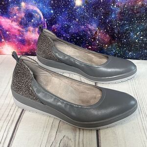 Vionic Jacey Wedge Shoes 8.5 Wide Women Slip on Comfort Gray Leather Support